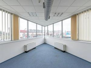 Pronájem kanceláře, Praha - Nusle, Doudlebská, 956 m2