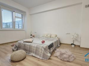 Prodej bytu 3+1, Praha - Vršovice, Vršovická, 77 m2