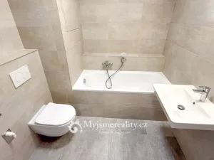 Pronájem bytu 2+kk, Znojmo, Vrbkova, 47 m2