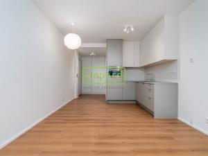 Prodej bytu 1+kk, Praha - Kobylisy, Pakoměřická, 27 m2