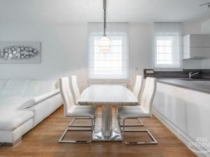 Prodej bytu 3+kk, Praha - Horní Měcholupy, Mantovská, 122 m2