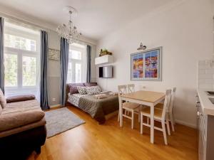 Prodej bytu 1+kk, Praha - Vinohrady, Záhřebská, 28 m2