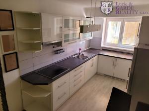 Pronájem bytu 2+1, Sezimovo Ústí, Dukelská, 70 m2