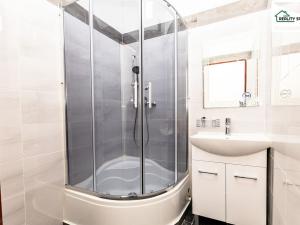 Prodej bytu 3+1, Cheb, Dvořákova, 72 m2