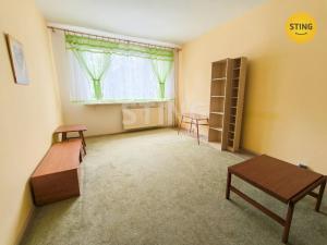 Pronájem bytu 2+kk, Karviná, Bratr. Veverkových, 37 m2