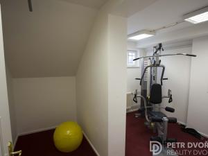 Pronájem bytu 1+1, Praha - Smíchov, U Pernikářky, 27 m2