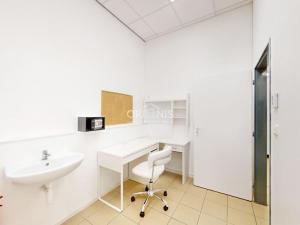 Pronájem obchodního prostoru, Hora Svatého Šebestiána, 72 m2
