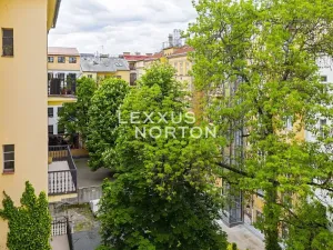 Pronájem bytu 2+1, Praha - Smíchov, Janáčkovo nábřeží, 80 m2