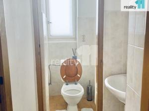 Pronájem bytu 3+kk, Praha - Dejvice, Vostrovská, 66 m2