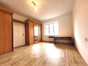 Prodej bytu 2+1, Přerov, Čechova, 95 m2