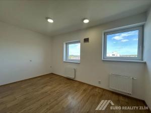 Pronájem bytu 1+kk, Zlín, třída 3. května, 20 m2