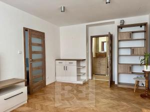 Pronájem bytu 2+1, Rousínov, V Sídlišti, 61 m2