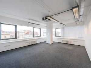 Pronájem kanceláře, Praha - Holešovice, Dělnická, 437 m2