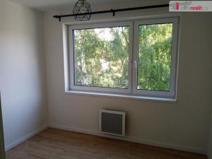 Pronájem bytu 2+kk, Děčín - Děčín III-Staré Město, Zelená, 36 m2