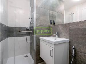 Prodej bytu 1+kk, Praha, Pakoměřická, 27 m2