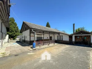 Prodej rodinného domu, Libouchec, 233 m2