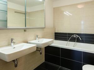 Pronájem bytu 3+kk, Praha - Hrdlořezy, V třešňovce, 85 m2
