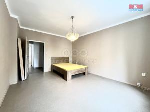 Prodej bytu 3+1, Krnov - Pod Bezručovým vrchem, U Požárníků, 85 m2