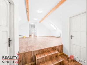 Prodej rodinného domu, Litohlavy, 235 m2