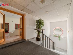 Prodej obchodního prostoru, Havířov - Šumbark, U Nádraží, 654 m2