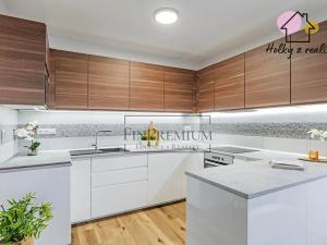 Prodej rodinného domu, Postřižín, Kozomínská, 80 m2