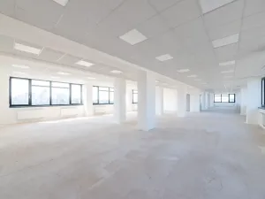 Pronájem kanceláře, Praha - Strašnice, Průběžná, 348 m2