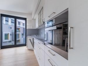 Pronájem bytu 3+kk, Praha - Libeň, Menclova, 93 m2