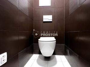 Prodej bytu 2+kk, Praha - Prosek, Vysočanská, 45 m2