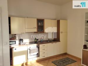 Pronájem bytu 2+kk, Praha - Karlín, Křižíkova, 53 m2
