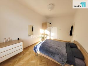 Pronájem bytu 2+kk, Praha - Karlín, Křižíkova, 53 m2