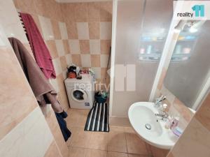 Pronájem bytu 2+kk, Praha - Karlín, Křižíkova, 53 m2