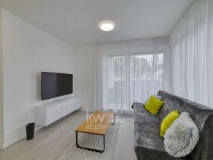 Prodej bytu 2+kk, Cheb, Na Nivách, 42 m2
