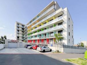 Pronájem bytu 1+kk, Praha - Horní Měcholupy, Milánská, 37 m2