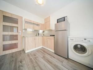 Prodej bytu 1+kk, Praha - Žižkov, Na Jarově, 25 m2