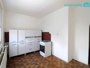 Prodej bytu 3+1, Česká Lípa, Bardějovská, 70 m2