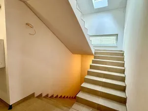 Prodej bytu 2+kk, Vysoký Újezd, Ke Kuchaři, 69 m2