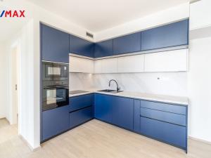 Pronájem bytu 2+kk, Praha - Modřany, Mezi vodami, 89 m2