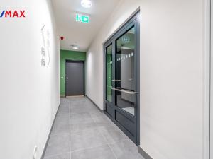 Pronájem bytu 2+kk, Praha - Modřany, Mezi vodami, 89 m2