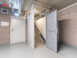 Pronájem bytu 2+kk, Praha - Modřany, Mezi vodami, 89 m2