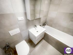 Pronájem bytu 3+kk, Praha, Fafkových, 71 m2