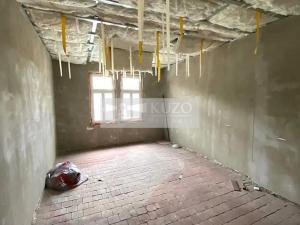 Prodej půdního prostoru, Karlovy Vary, Sadová, 150 m2