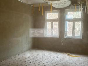 Prodej půdního prostoru, Karlovy Vary, Sadová, 150 m2