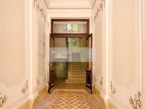 Prodej půdního prostoru, Karlovy Vary, Sadová, 150 m2