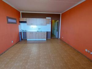 Pronájem bytu 1+kk, Valašské Meziříčí, Luční, 37 m2