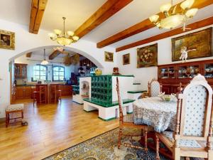 Prodej rodinného domu, Svatá, 576 m2