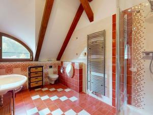 Prodej rodinného domu, Svatá, 576 m2