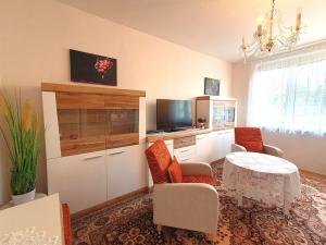 Pronájem bytu 1+1, Praha, Bělinského, 36 m2