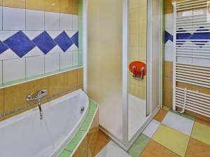 Prodej rodinného domu, Bezděkov, 180 m2