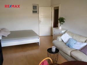 Pronájem bytu 1+1, Praha - Nusle, U Svépomoci, 38 m2