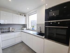 Pronájem bytu 3+kk, Praha - Kobylisy, Šimůnkova, 100 m2